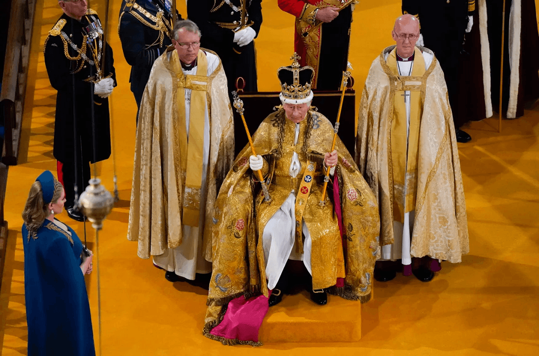 đ° Englandâs King Charles III & Queen Camilla, Historic Coronation đ
